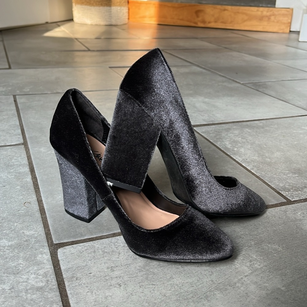 NWT. Charcoal Gray Velvet Block Heels with Almond Toe from Target.